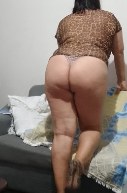 COROA GORDINHA DE LUXO - Acompanhante Virtual